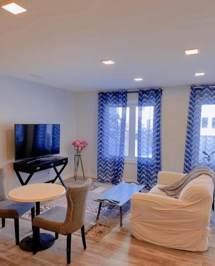 Elegant Garden Suite&2Mins Bus Station Close Lrt& Free Parking YYC Exterior foto
